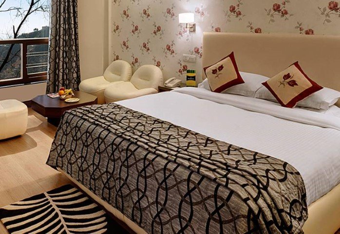 HONEYMOON IN MUSSOORIE